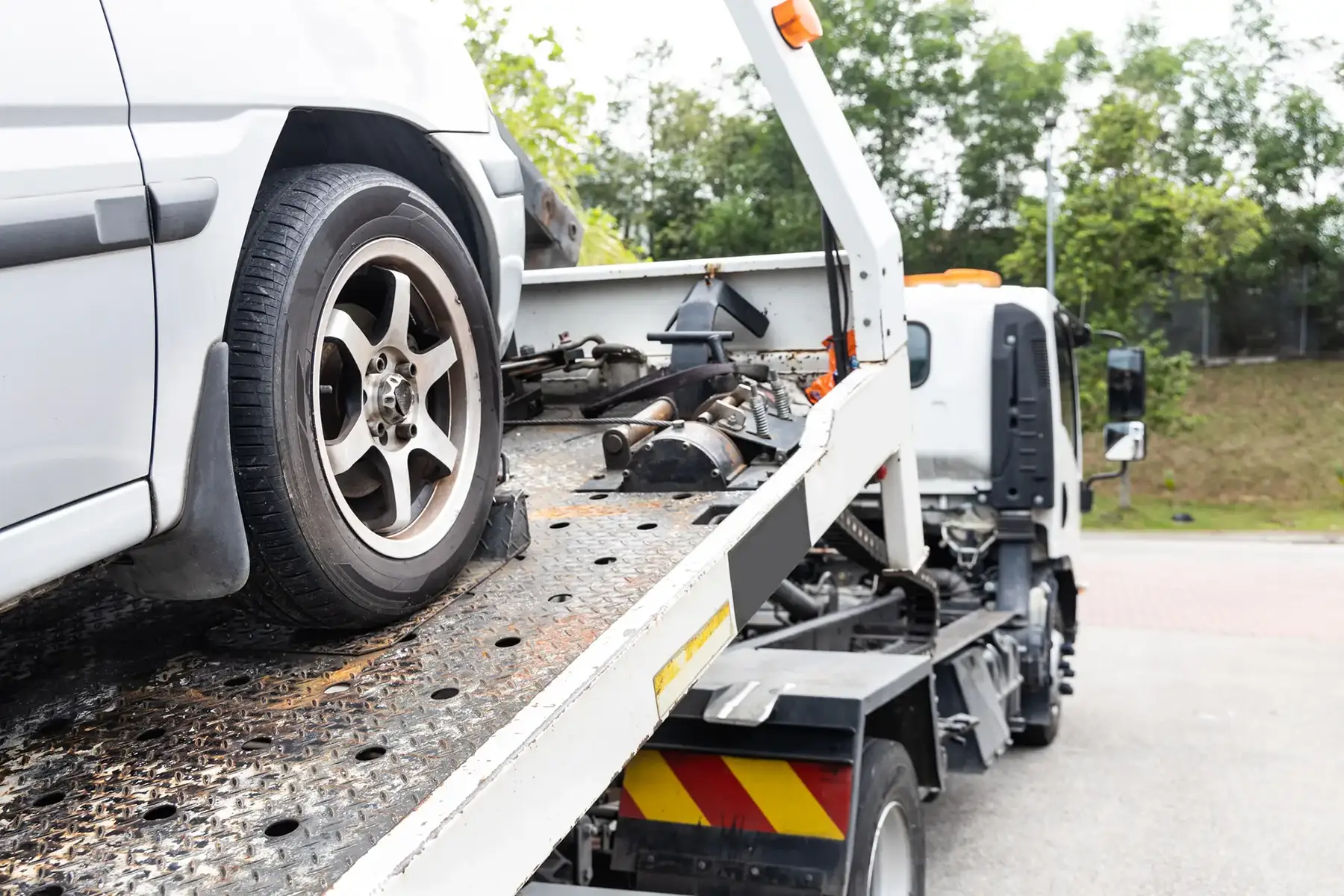 Affordable Emergency Roadside Assistance